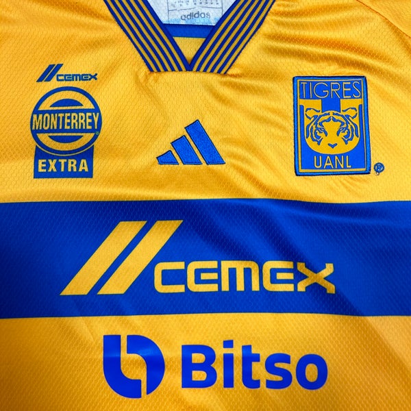 Tigres UANL Men's Soccer Jersey yellow Color Jersey