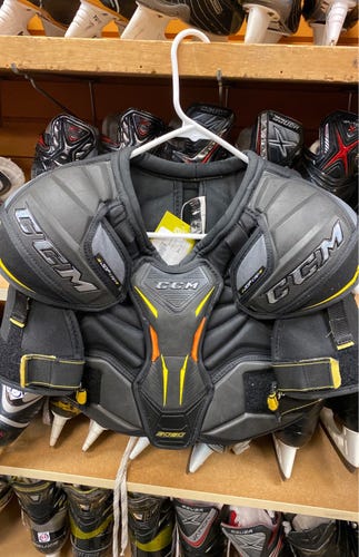 CCM Tacks 9080 Used Small Senior Shoulder Pads