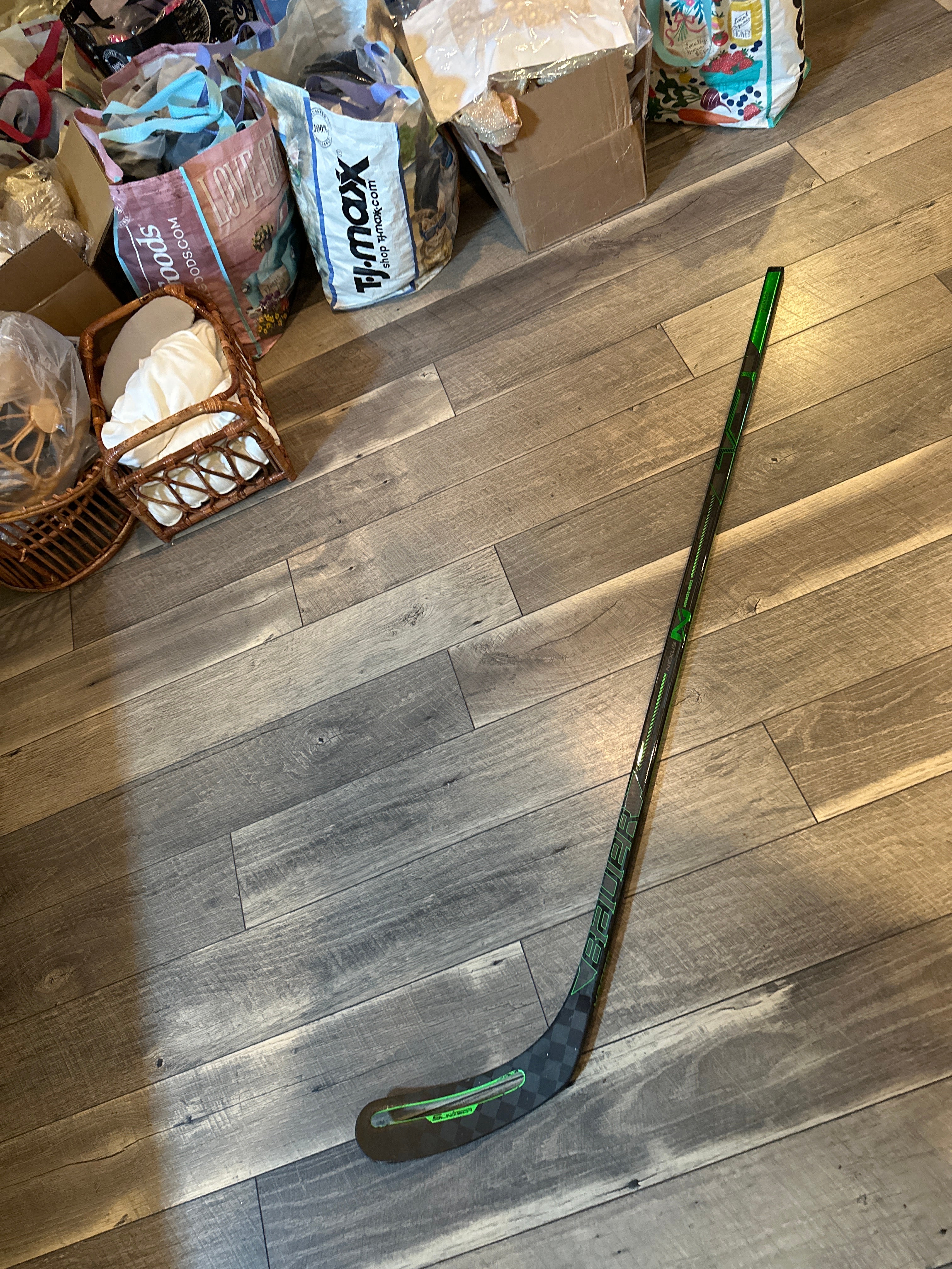 Easton Mako 2 RH stick Iginla curve 65 flex intermediate