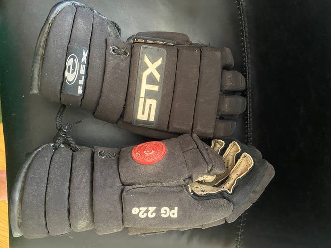 Vintage OG STX PG22e Lacrosse Gloves (rare)