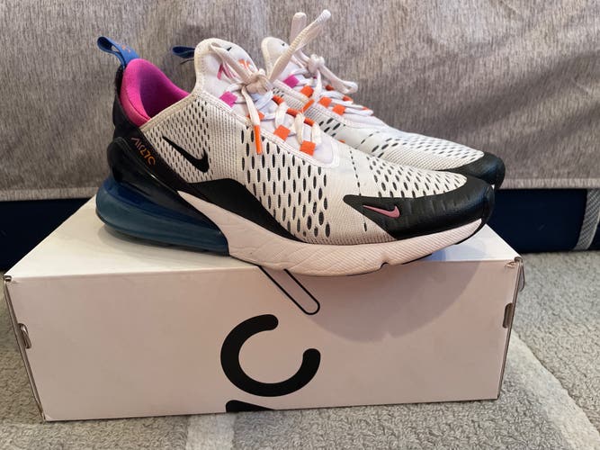 White Unisex Size 9.5 (Women's 10.5) Nike Air max 270 Shoes