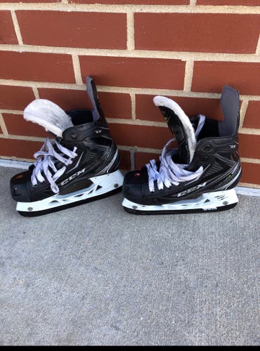 Used CCM Size 13.5 RibCor 70K Hockey Skates