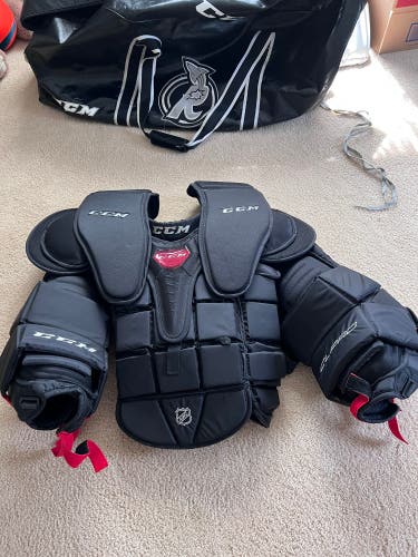 New Sr large Ccm cl pro chest protector