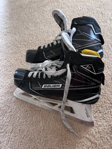 Used Bauer Regular Width  Size 10 Supreme 1S Hockey Goalie Skates