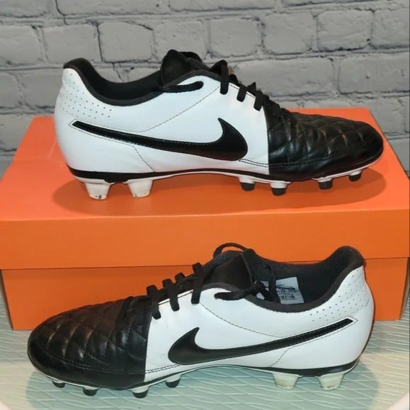 Nike Tiempo Rio II Soccer Cleats