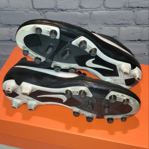 Nike Tiempo Rio II Soccer Cleats