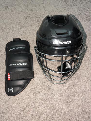 Warrior Box Lacrosse Helmet - Black *BONUS* UA Bicep Pads