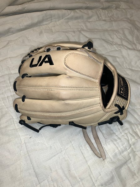 Under Armour Flawless Series Cream 11.75 Baseball Glove