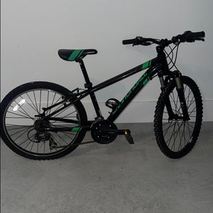 Used Cannondale Race 24 Youth Mountain Bike