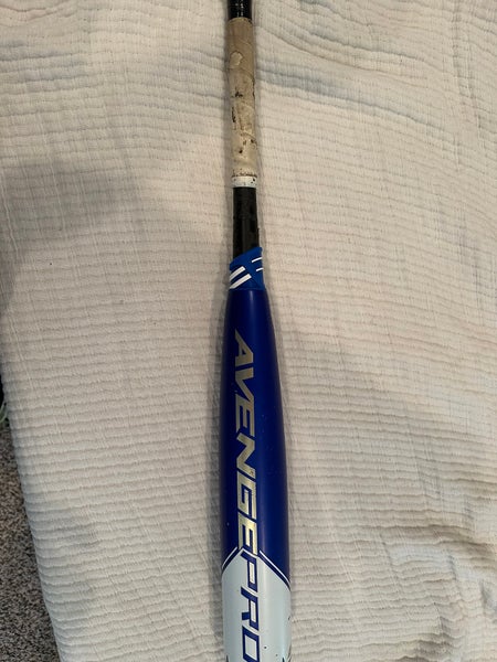 2023 Composite (-8) 22 oz 30" Avenge Pro Bat
