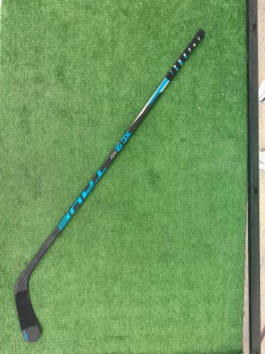 Used Senior True XC9 ACF Left Hockey Stick TC2.5