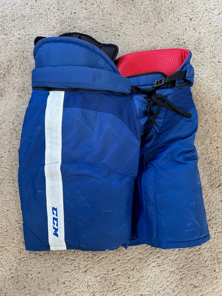 Toronto Maple Leafs / Marlies CCM HP45X Large hockey pants Excellent condition