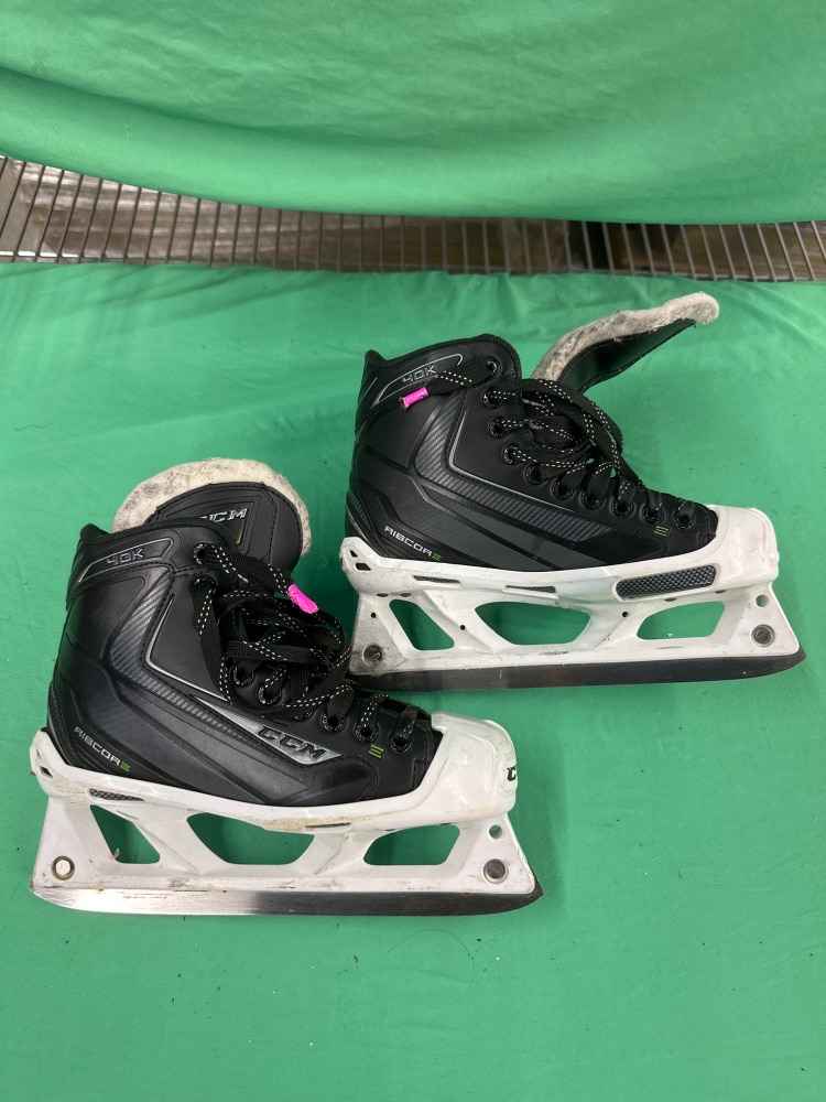 Junior Used CCM Ribcor 40K Hockey Goalie Skates D&R (Regular) 4.0