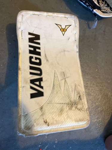 Vaughn Velocity V5 7267 Junior Goalie Blocker