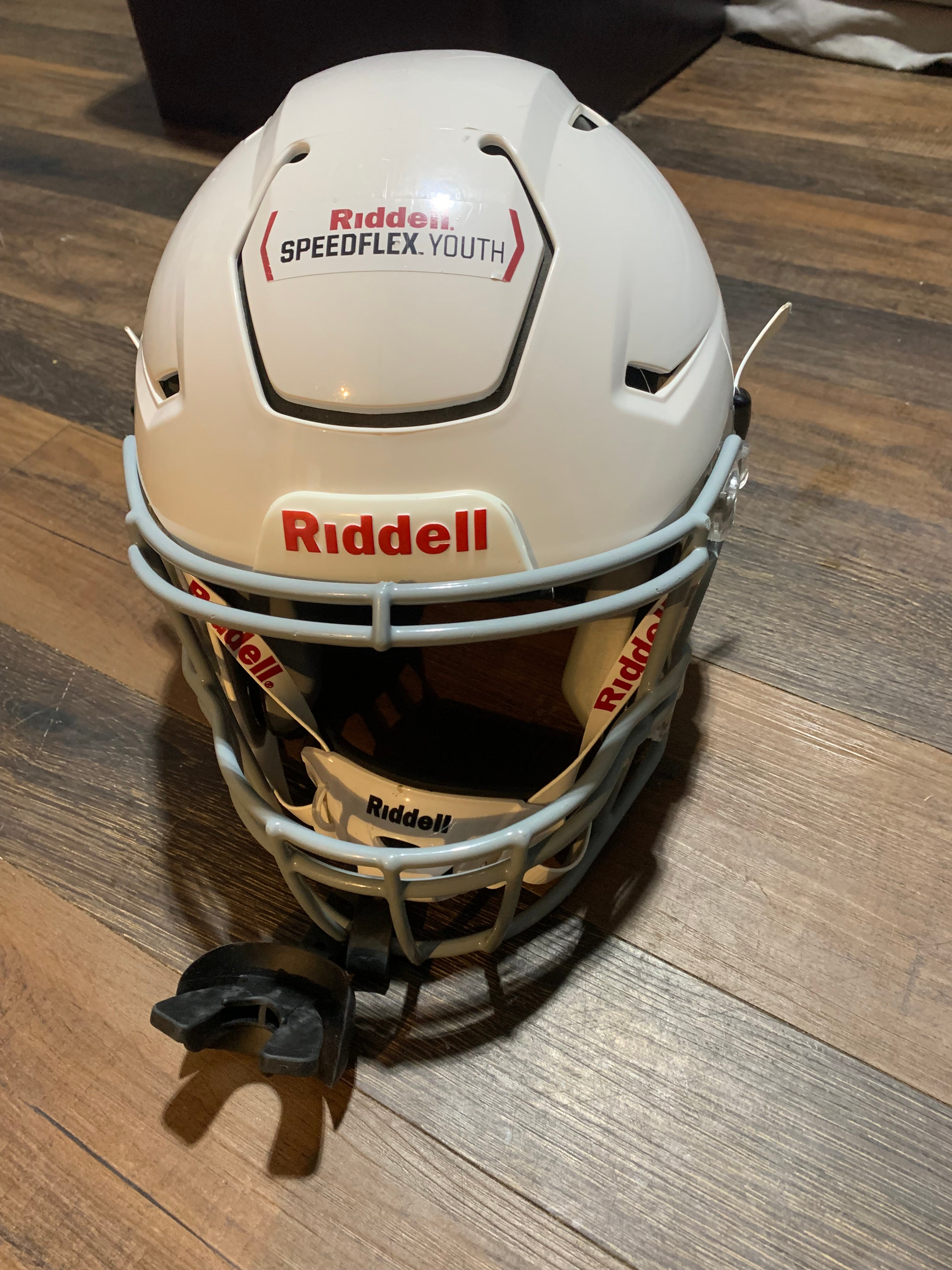 Riddell SpeedFlex Youth Football Helmet