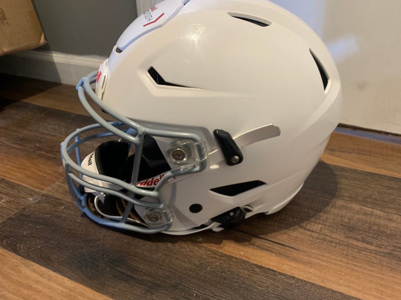 Riddell reveals innovative new Axiom helmet - Footballscoop