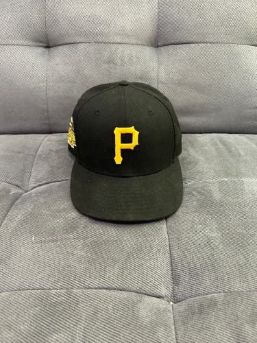 Black Used 7 1/4 New Era Pittsburg Pirates World Series Hat