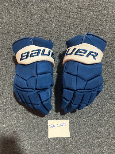 Game Used Blue Bauer UltraSonic Pro Stock Gloves Colorado Avalanche Toews 14”