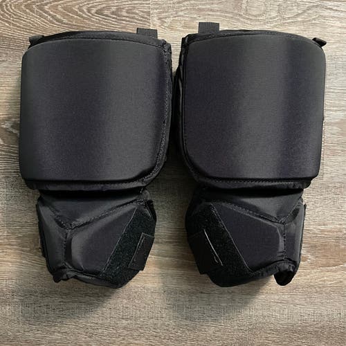Factory Mad Knee Pads