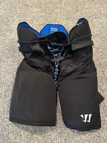 Senior XL Warrior Covert DT2 Hockey Pants