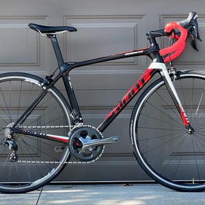 Giant TCR Advanced Carbon Road Bike 105 / Ultegra 11 speed Black Red White - M