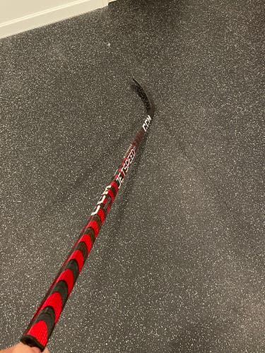 Senior Right Handed P28 Pro Stock JetSpeed FT2 Hockey Stick