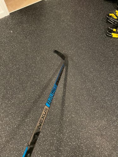 Used Right Handed P92 Nexus 2N Pro Hockey Stick