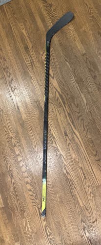 Senior Used Right Handed Warrior Alpha DX Hockey Stick W28
