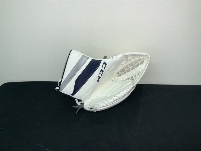 New Intermediate Regular CCM E3.9 Goalie glove