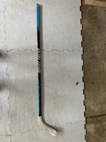 Senior Left Hand P88  Nexus Sync Hockey Stick