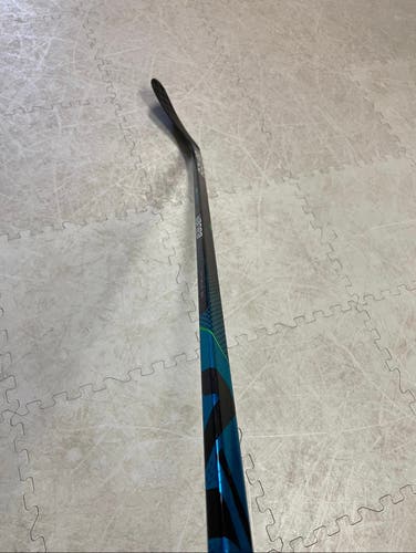 Junior Left Hand P29  Nexus Geo Hockey Stick