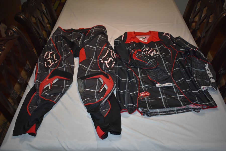 FOX BLITZ Performance Racewear Motocross Jersey/Pants Set, Black/Red, 36/XL - Top Condition!