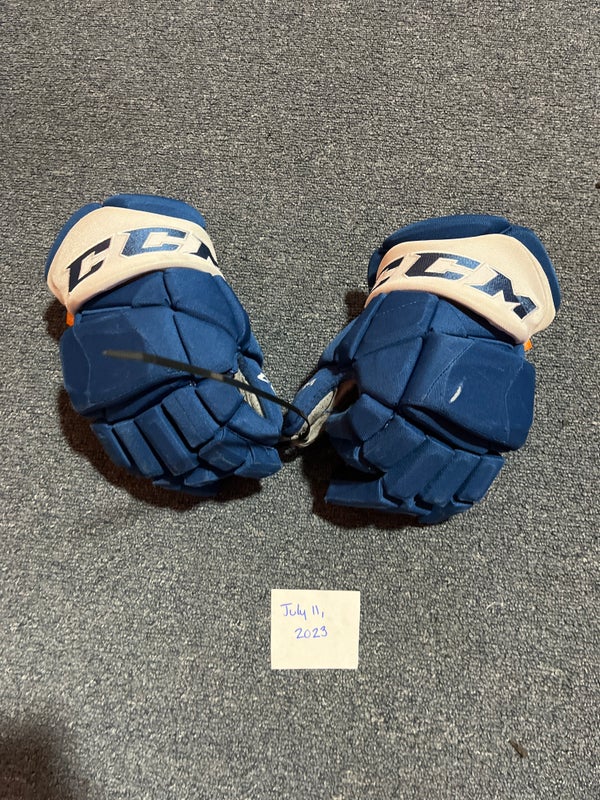 Game Used Blue CCM HGPJSPP Pro Stock Gloves Colorado Avalanche #13 14”