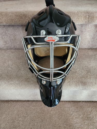 Sr Large Bauer Profile 950 Goalie Mask