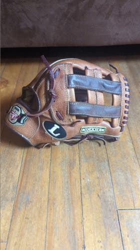 Used Louisville Slugger Right Hand Throw Outfield Omaha Baseball Glove 12.75"