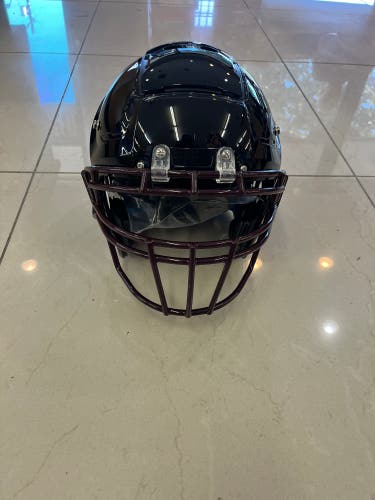 New Schutt F7 Collegiate Football Helmet Painted Gloss Black with Maroon Facemask Size Large