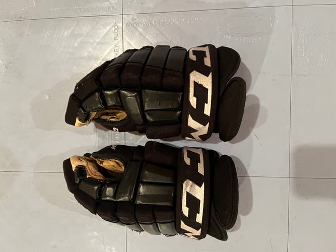 USHL 4 Rolls Used CCM Gloves 14"