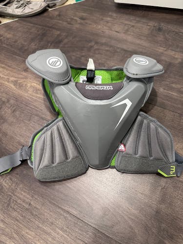 Used Medium Maverik MX Shoulder Pads