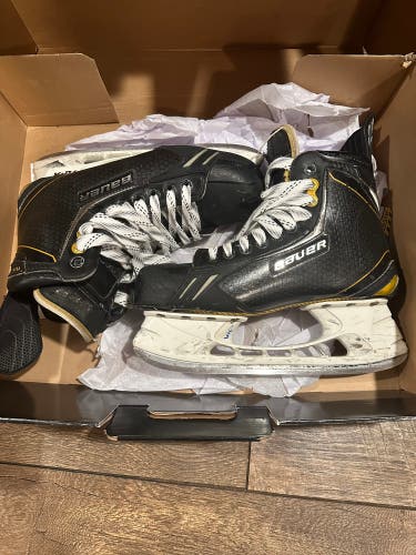 Used Bauer Extra Wide Width Size 9 Supreme TotalOne NXG Hockey Skates