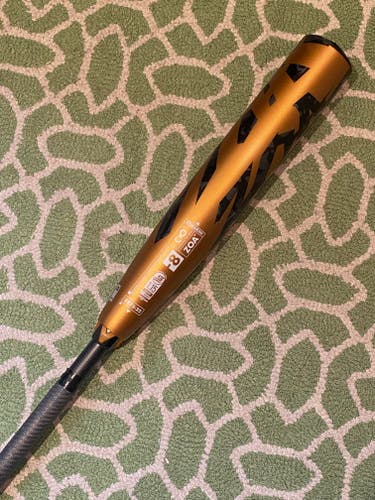 Used USSSA Certified 2022 DeMarini Composite Zoa Bat (-8) 22 oz 30"