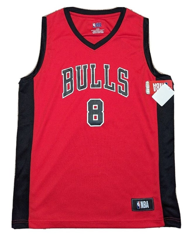 Zach LaVine Chicago Bulls Men's #8 St. Patrick's Day T-Shirt