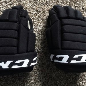 Black Youth CCM 9" Gloves