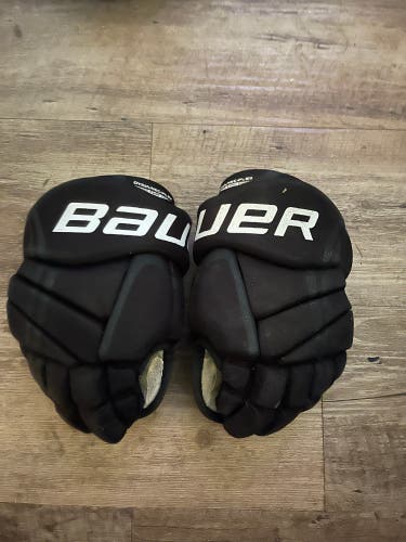 Bauer 10" Gloves