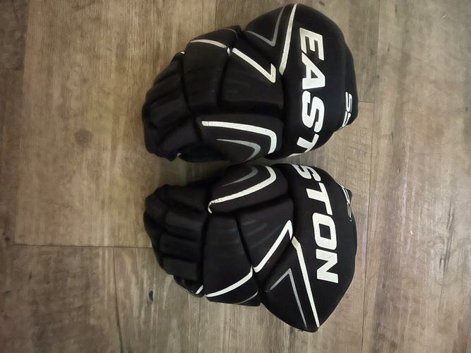 Easton 10" Gloves