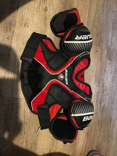 Used Large Bauer Shoulder Pads