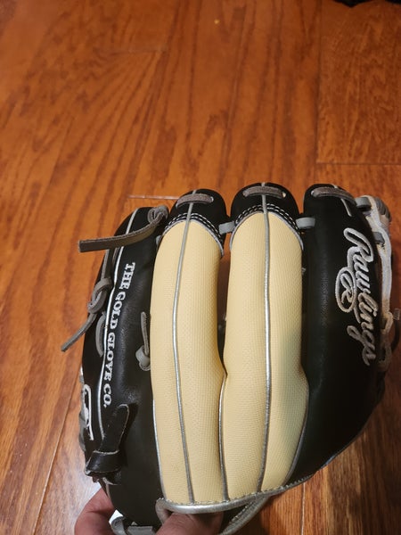 2023 Chicago White Sox Heart of the Hide Glove