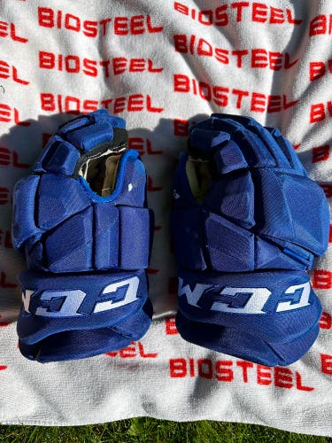 Vancouver Canucks CCM Jetspeed Pro Stock Hockey Gloves
