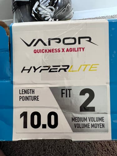 New Senior 10 Bauer Hyperlite Hockey Skates