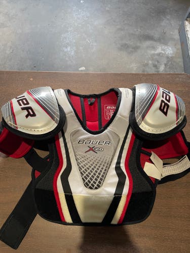 Senior New Small Bauer vapor x20 Shoulder Pads
