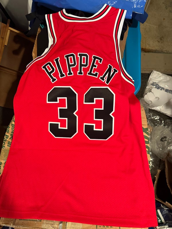 Scottie Pippen Chicago Bulls Authentic Jersey by Mitchell & Ness-NWT all